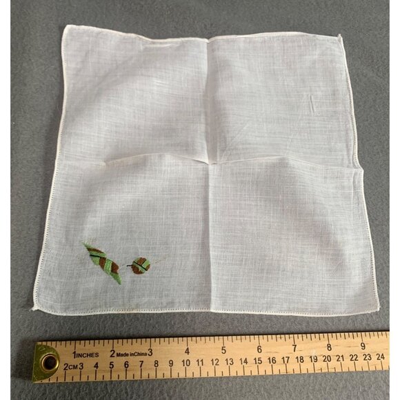 Vintage Handkerchief Lot - Elephant Duck Embroidered Designs - 7" to 10" - Picture 5 of 8